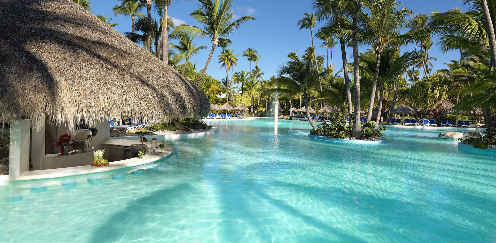 302MeliaCaribeTropical-Pool_Main-1600x785