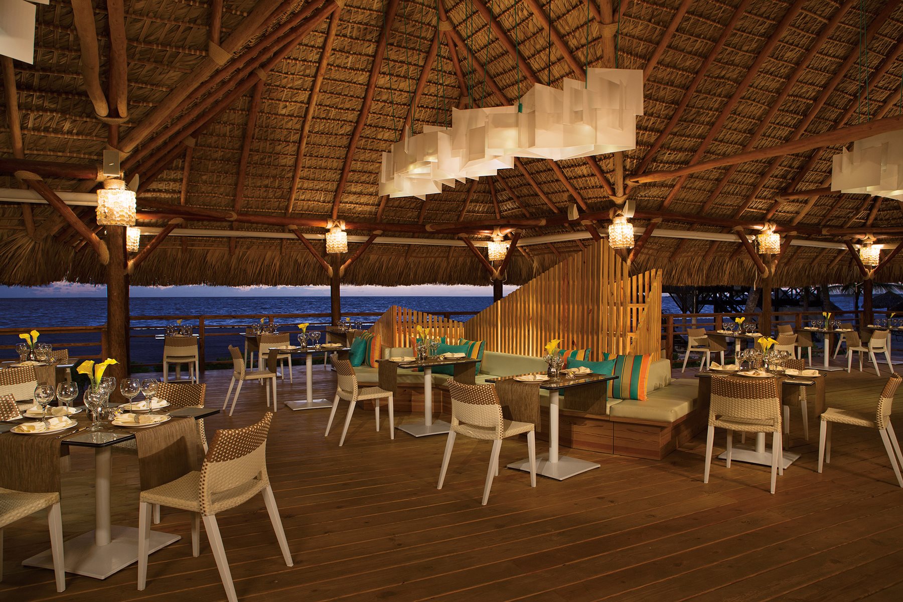 PUJ-Dreams-Royal-Beach-Restaurant-Seaside-Grill-001