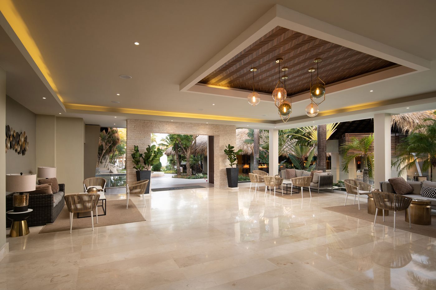 POP-Casa-Marina-Reef-Lobby-001