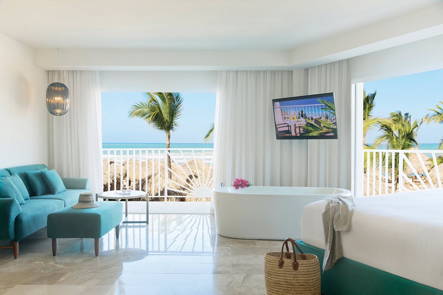 PUJ-Excellence-Punta-Cana-Room-Suite-Ocean-View-001