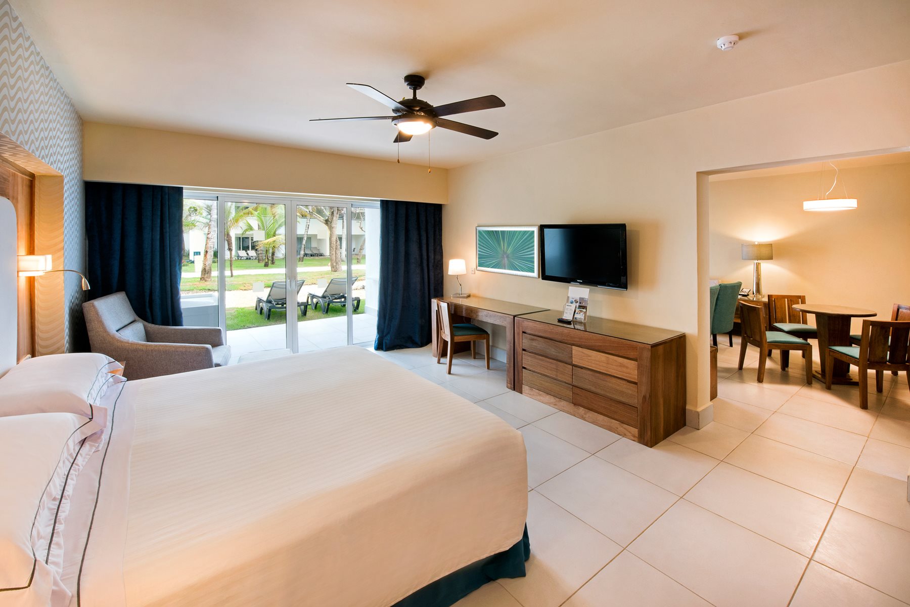 PUJ-Occidental-Punta-Cana-Room-Suite