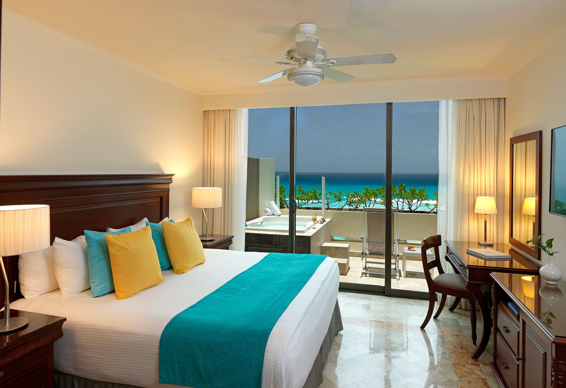 CUN-Paradisus-Cancun-Room-Premium-1-Bedroom-Suite-001