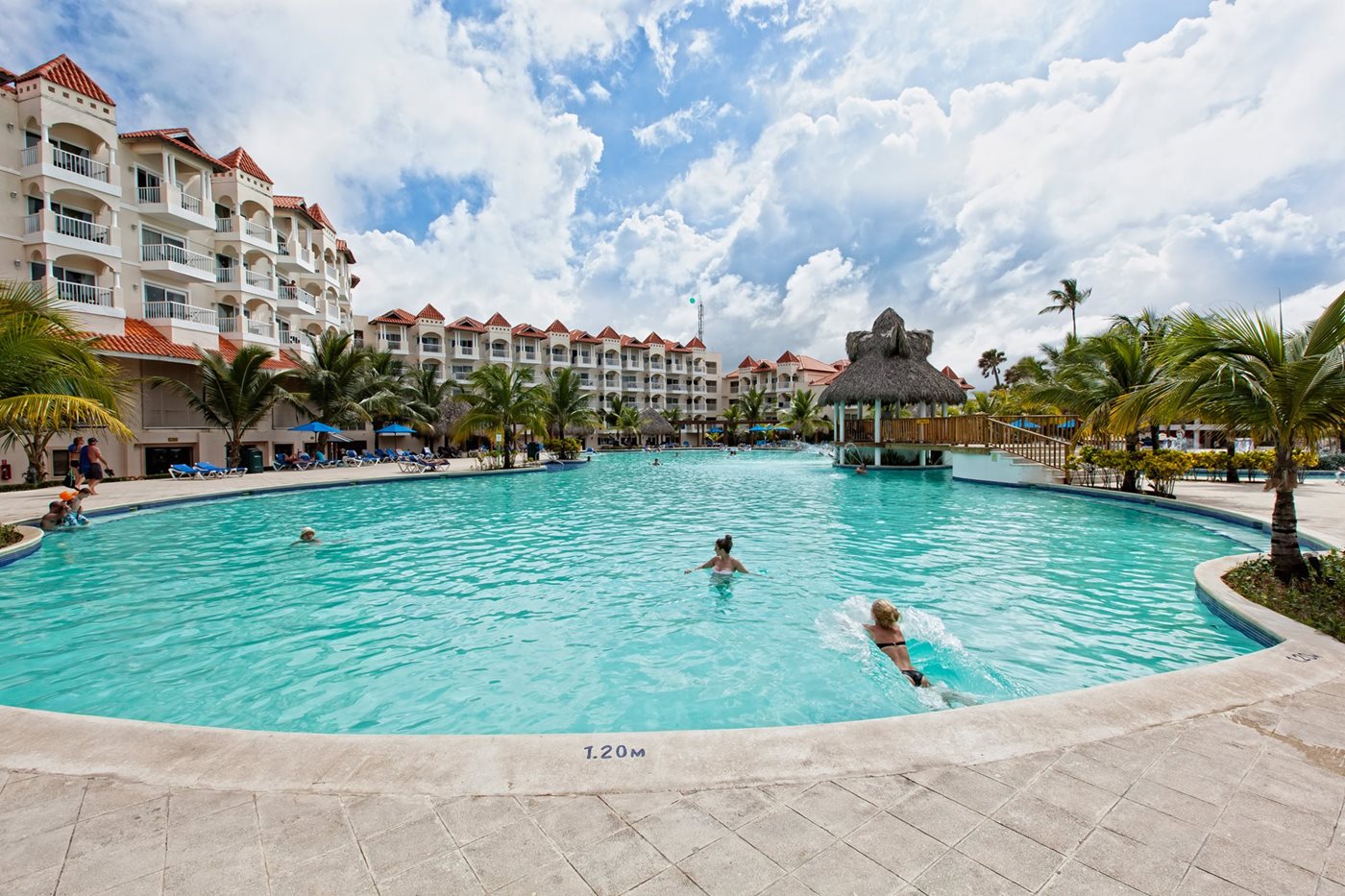 Occidental-Caribe-Pool-004