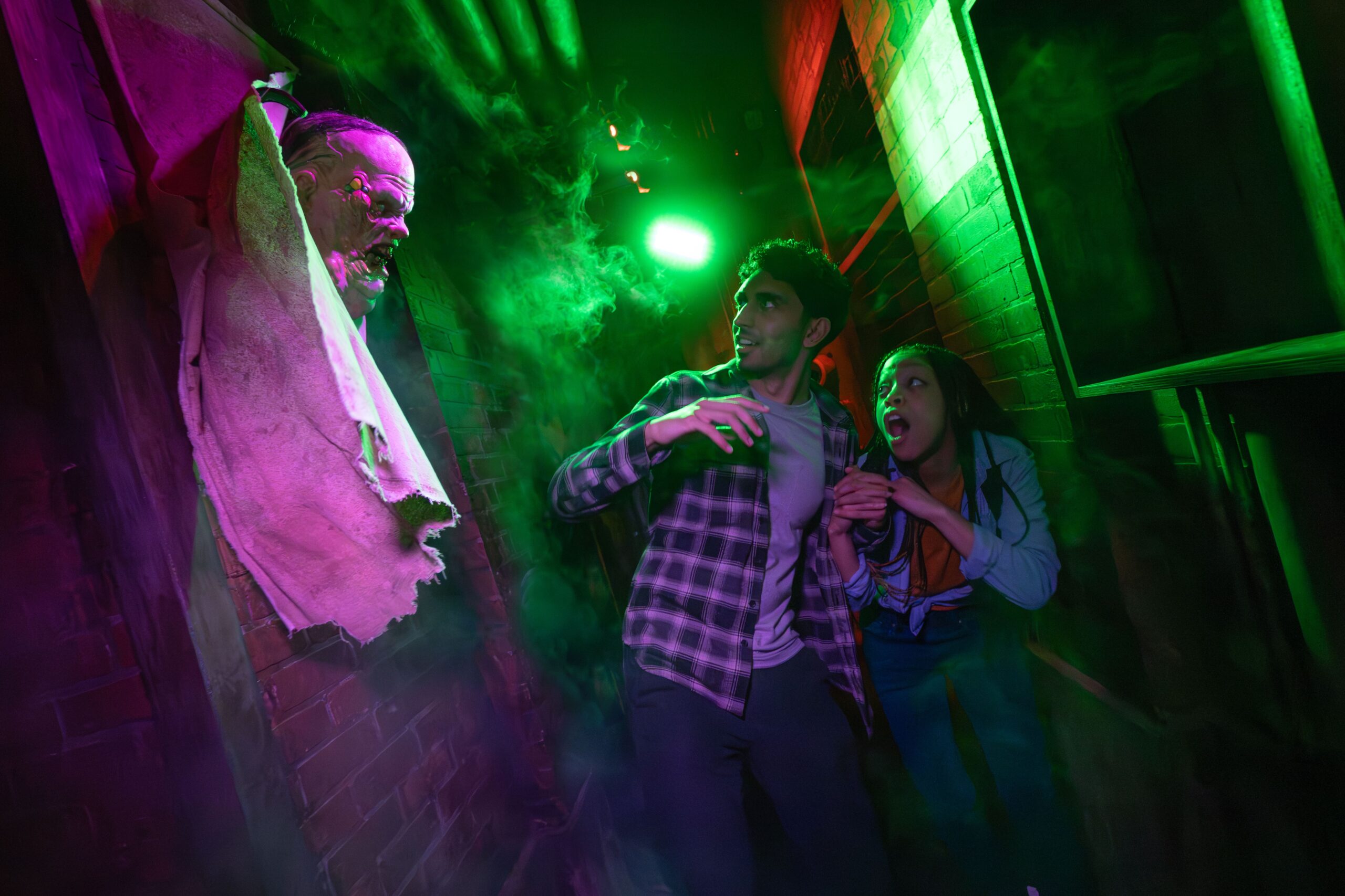 HHN24-UOR-OC-MajorSweets_RGZ0657-Enhanced (1)-min