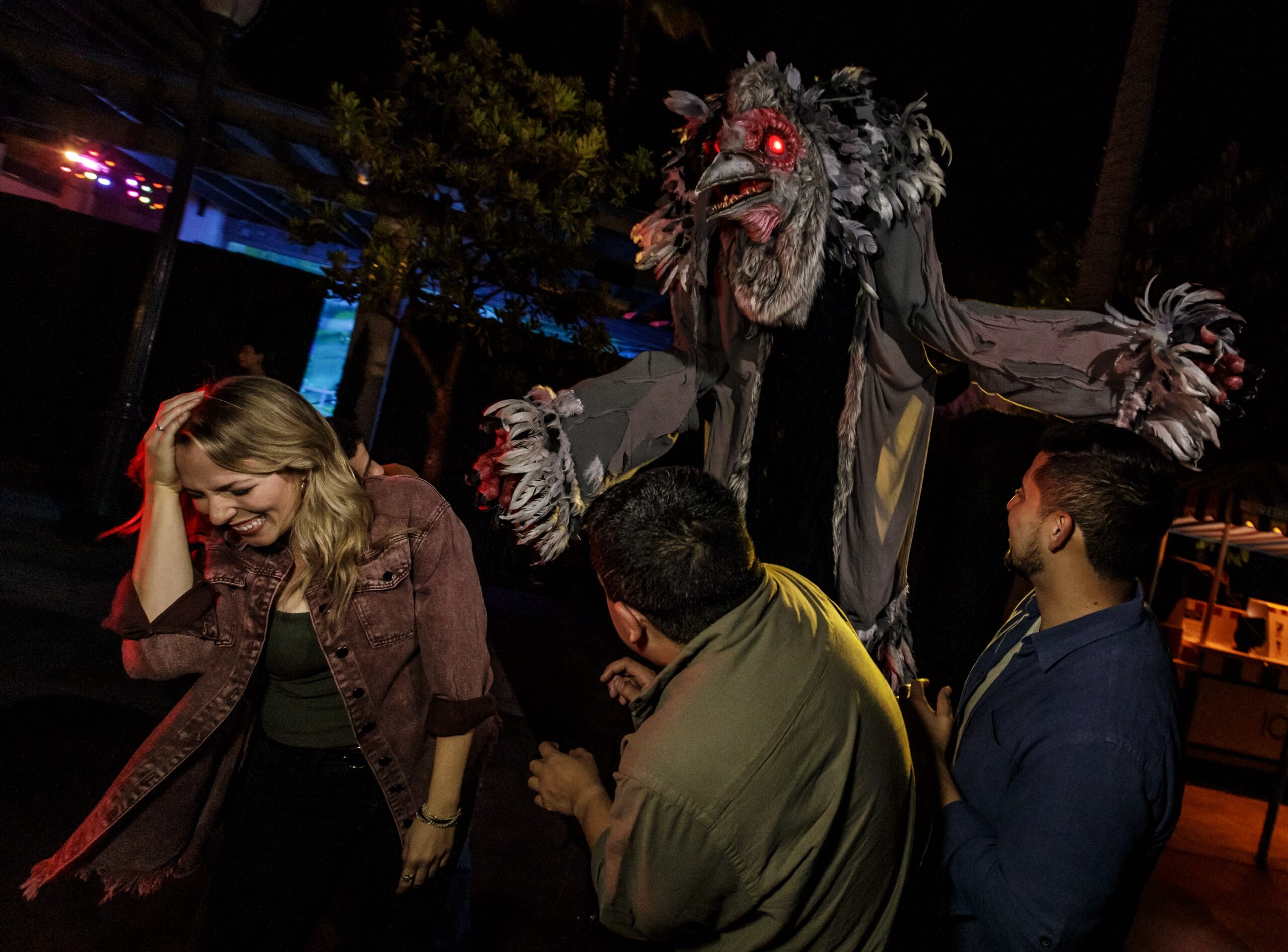 HHN24-USH-SZ-MurderOfCrowz_LS_0763-min